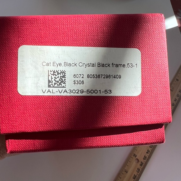 Valentino priscripcion eyeglasses
Cat-Eye black - Picture 13 of 16